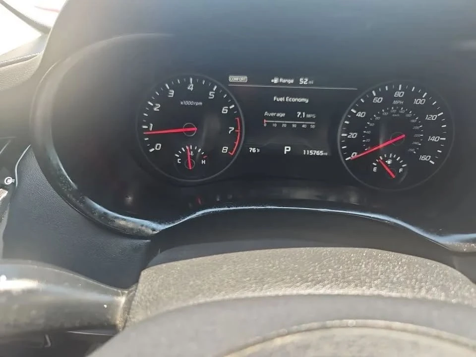 2019 Kia Stinger - Image 14 of 18