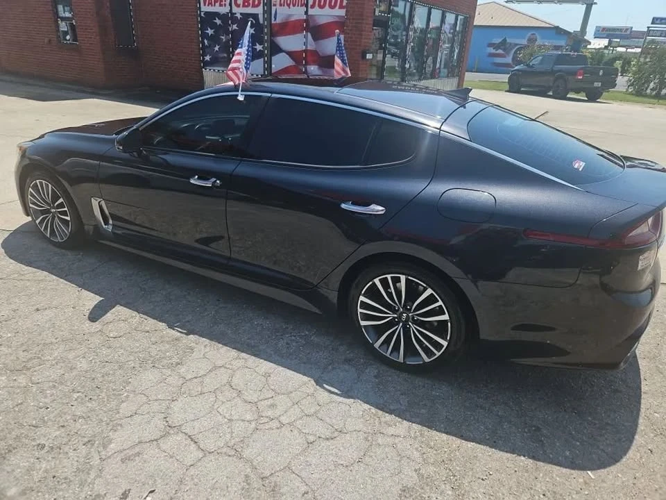 2019 Kia Stinger - Image 3 of 18