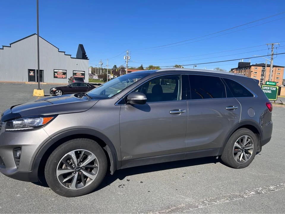 2019 Kia Sorento - Image 3 of 12