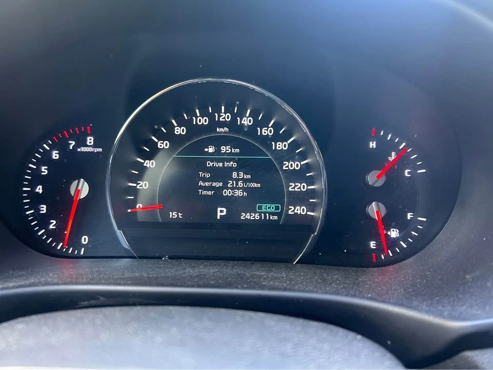2019 Kia Sorento - Image 11 of 12