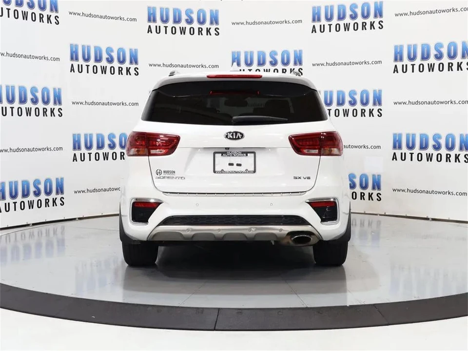 2019 Kia Sorento - Image 5 of 31