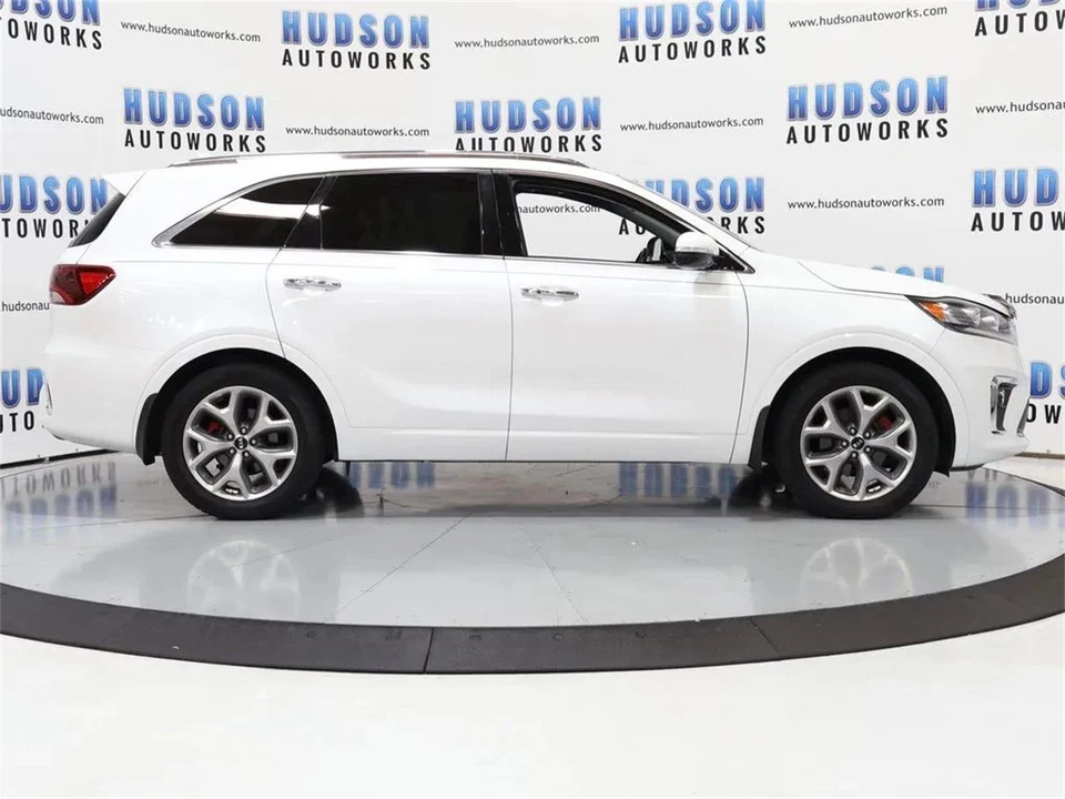 2019 Kia Sorento - Image 7 of 31