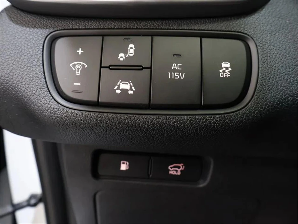 2019 Kia Sorento - Image 13 of 31