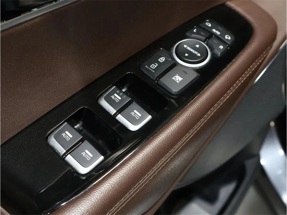 2019 Kia Sorento - Image 11 of 31