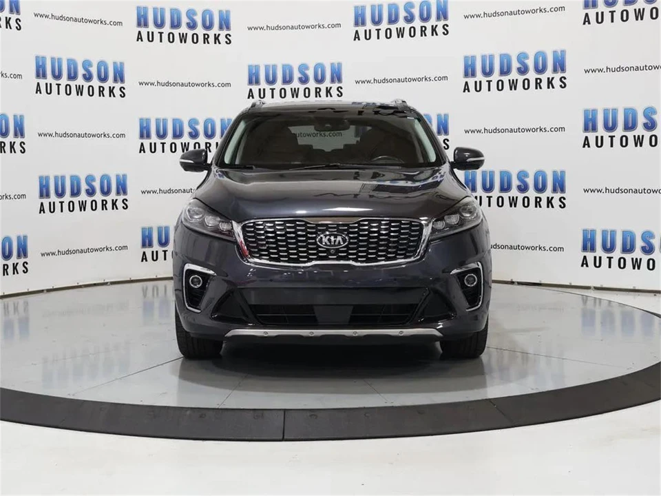2019 Kia Sorento - Image 9 of 31