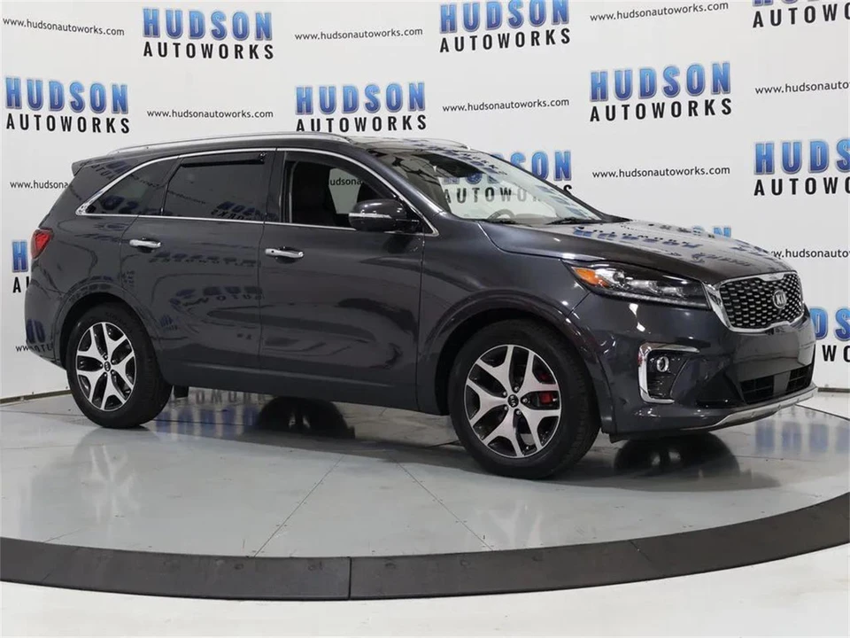 2019 Kia Sorento - Image 8 of 31