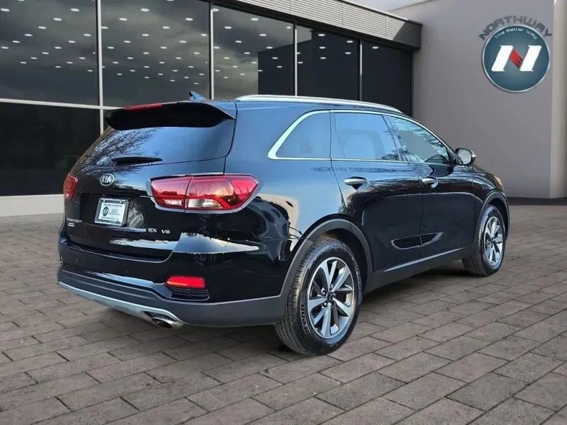2019 Kia Sorento - Image 5 of 12