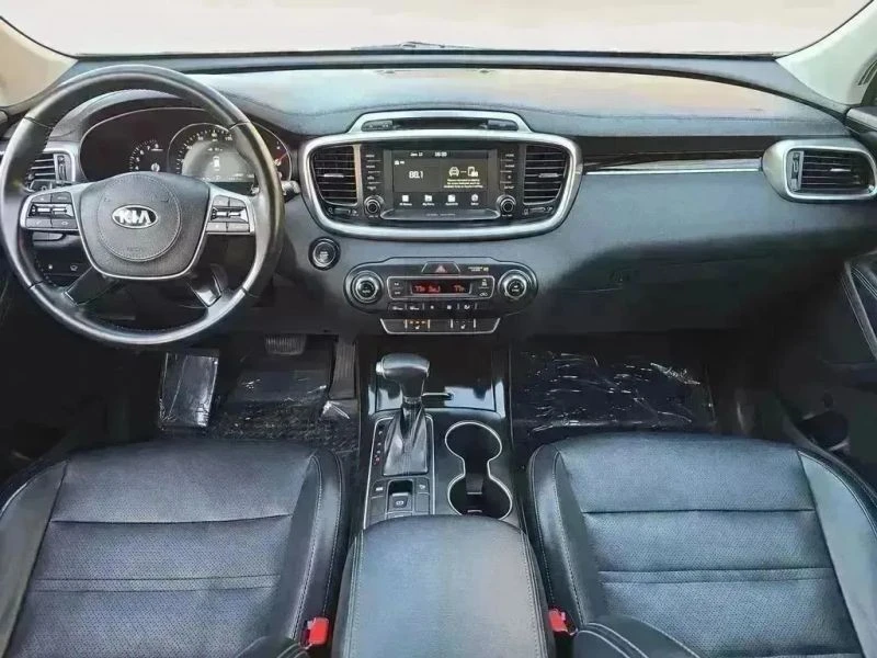 2019 Kia Sorento - Image 10 of 12