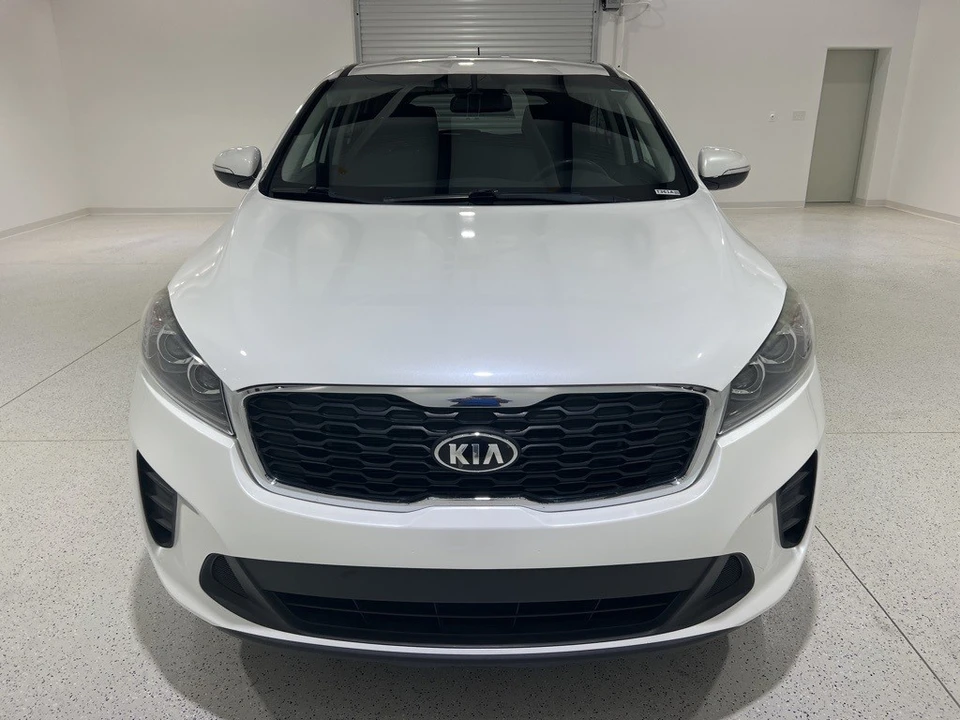 2019 Kia Sorento - Image 8 of 12