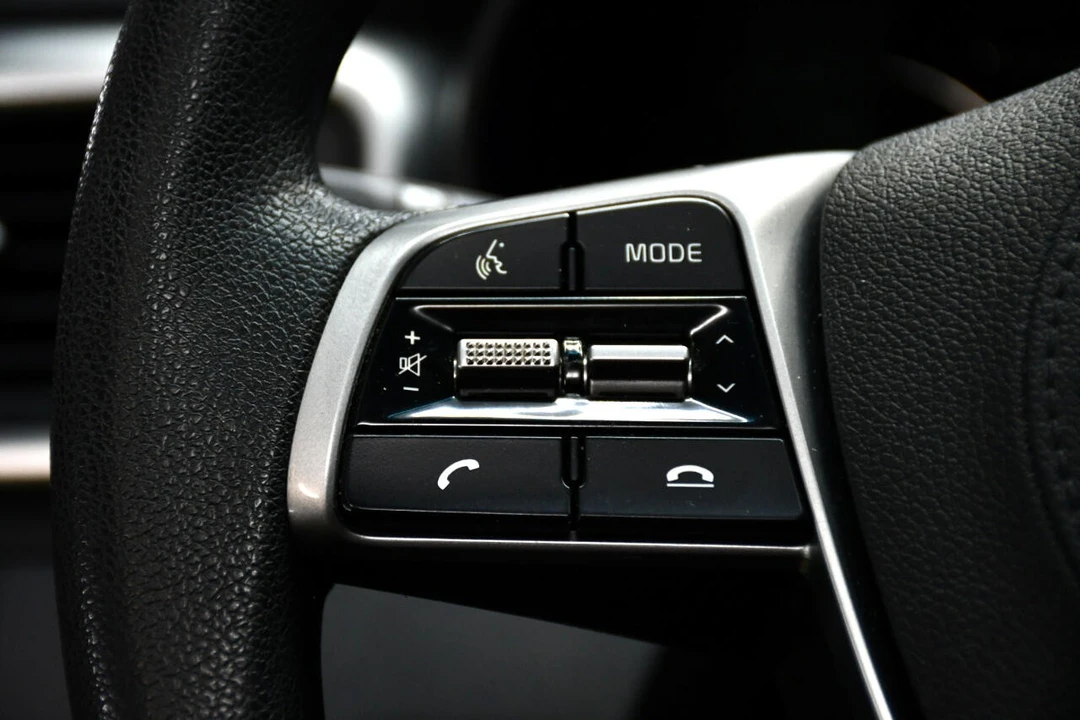2019 Kia Sorento - Image 20 of 21