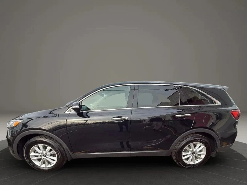2019 Kia Sorento - Image 8 of 12