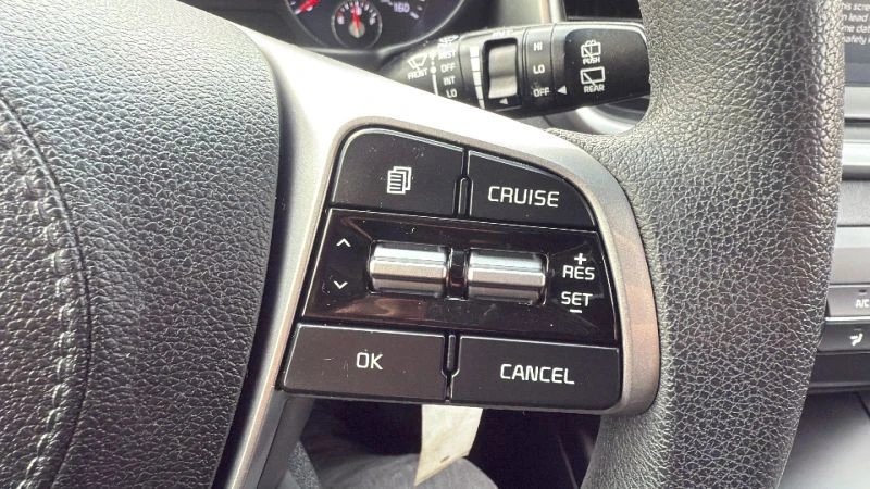 2019 Kia Sorento - Image 11 of 12