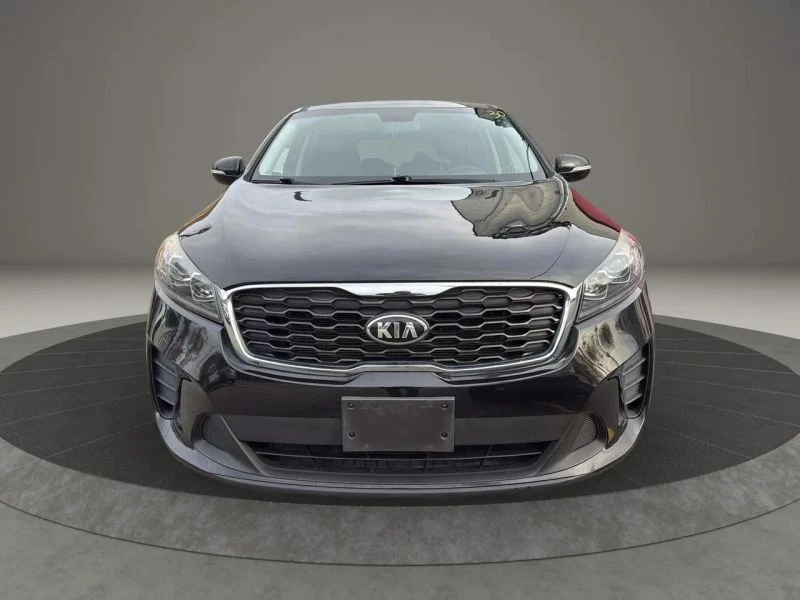 2019 Kia Sorento - Image 2 of 12