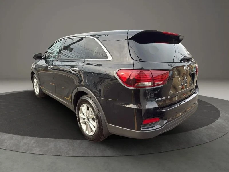 2019 Kia Sorento - Image 7 of 12