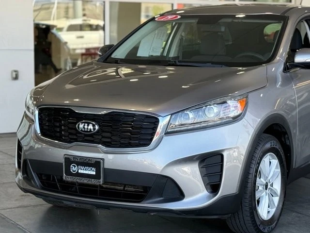 2019 Kia Sorento - Image 3 of 21