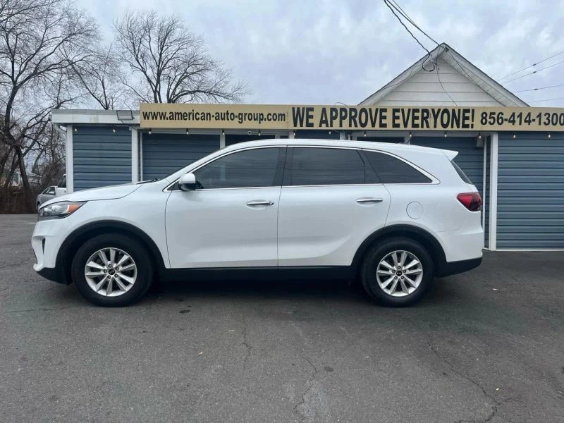 2019 Kia Sorento - Image 3 of 12