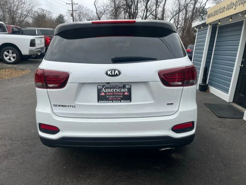 2019 Kia Sorento - Image 5 of 12