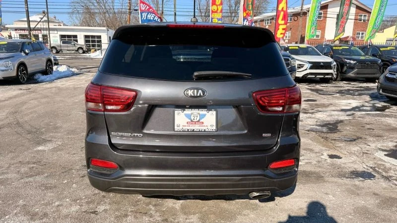 2019 Kia Sorento - Image 6 of 12