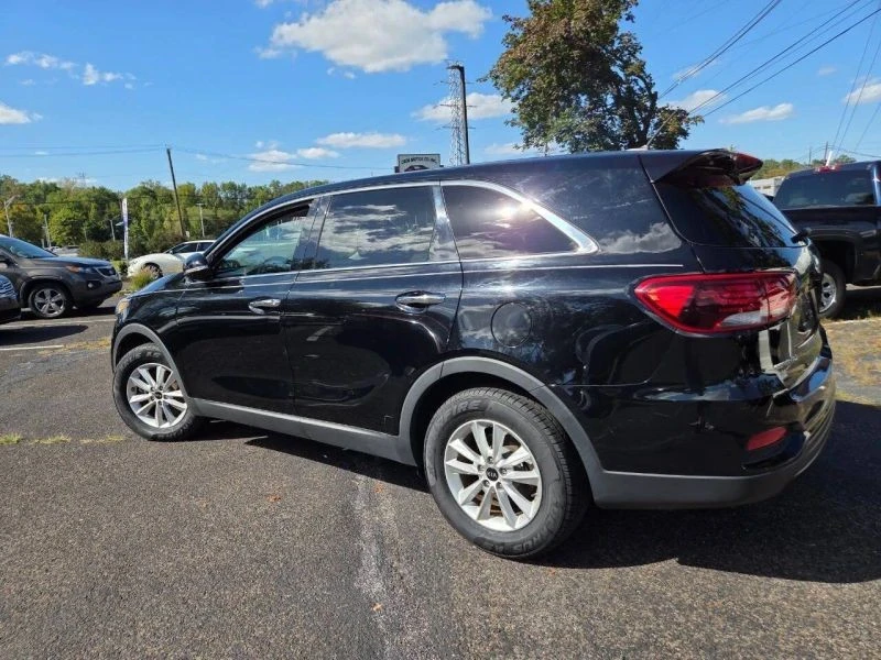 2019 Kia Sorento - Image 4 of 12
