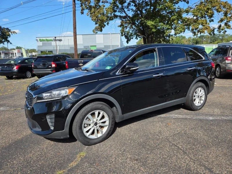 2019 Kia Sorento - Image 2 of 12