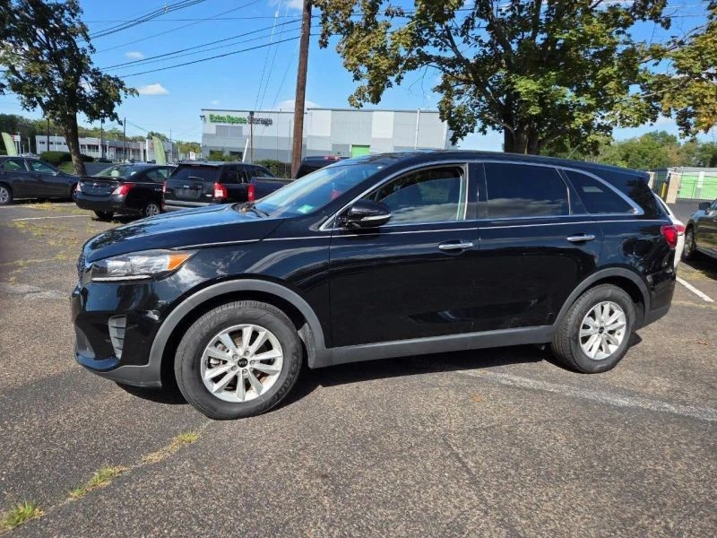2019 Kia Sorento - Image 3 of 12