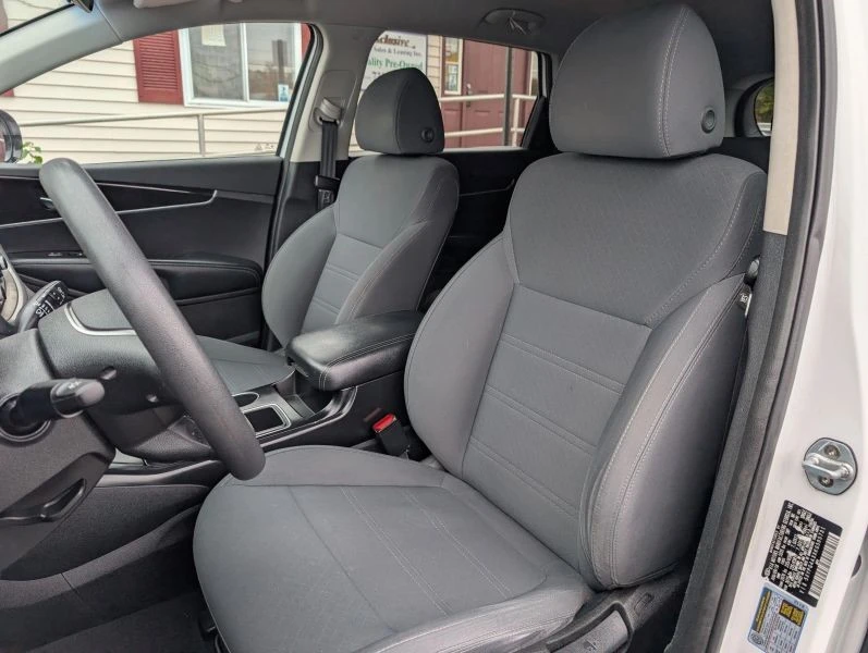 2019 Kia Sorento - Image 12 of 12