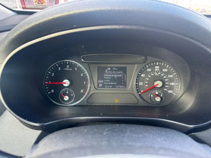2019 Kia Sorento - Image 10 of 12