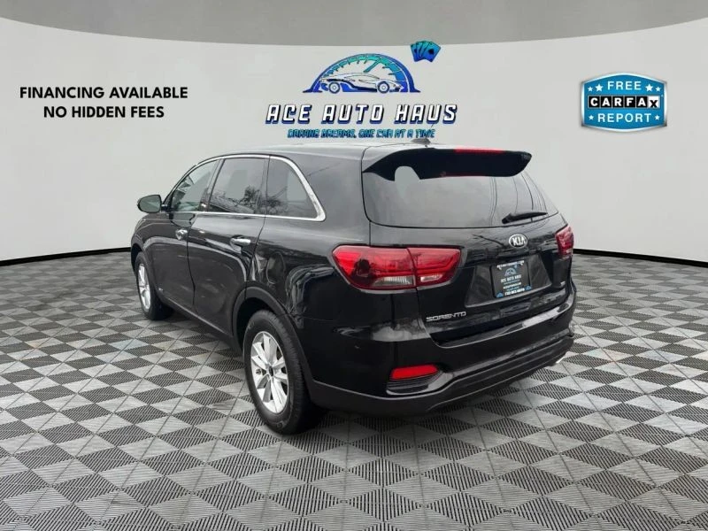 2019 Kia Sorento - Image 5 of 12