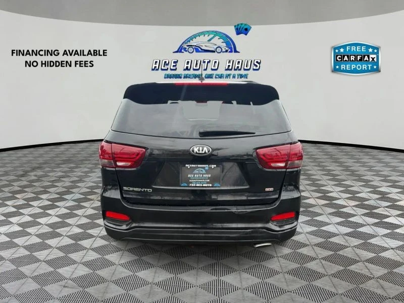 2019 Kia Sorento - Image 6 of 12