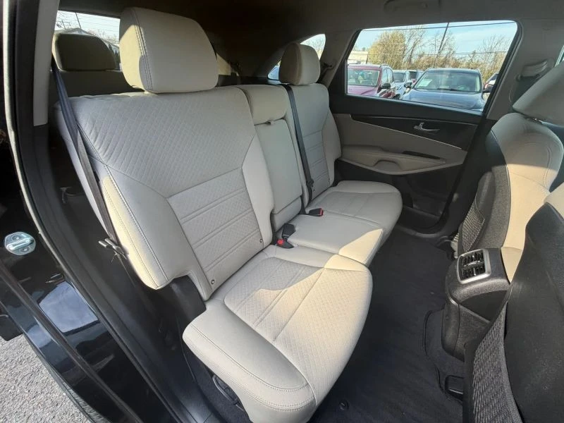 2019 Kia Sorento - Image 12 of 12
