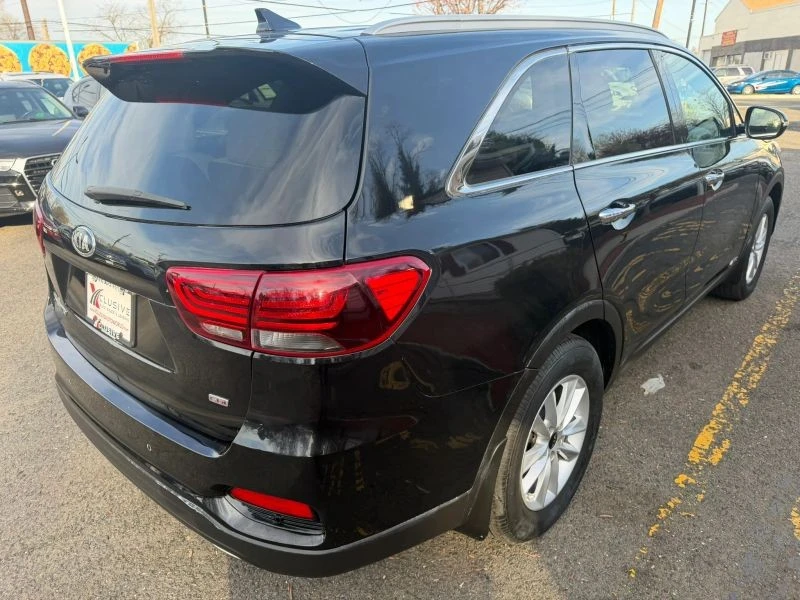 2019 Kia Sorento - Image 3 of 12