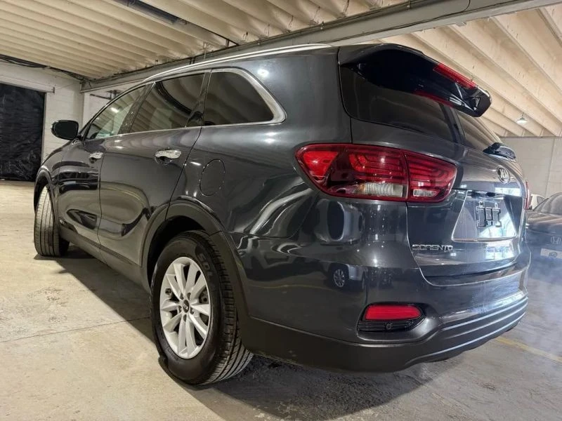 2019 Kia Sorento - Image 3 of 12