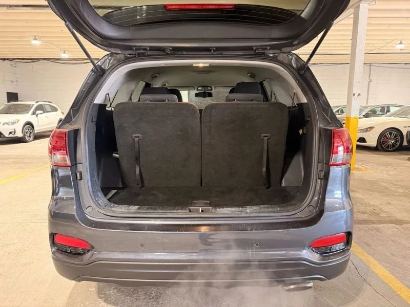 2019 Kia Sorento - Image 7 of 12