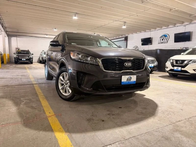 2019 Kia Sorento - Image 6 of 12