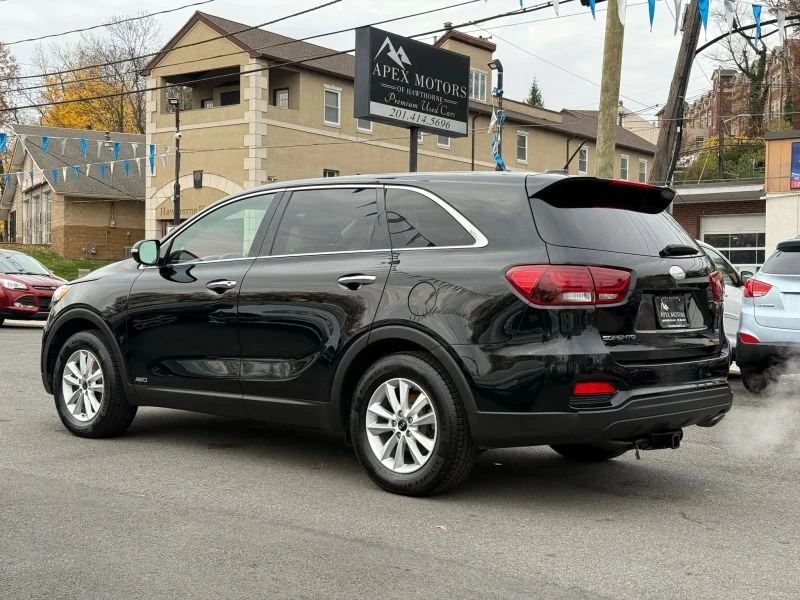 2019 Kia Sorento - Image 5 of 12