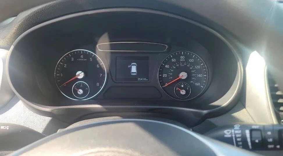 2019 Kia Sorento - Image 2 of 12