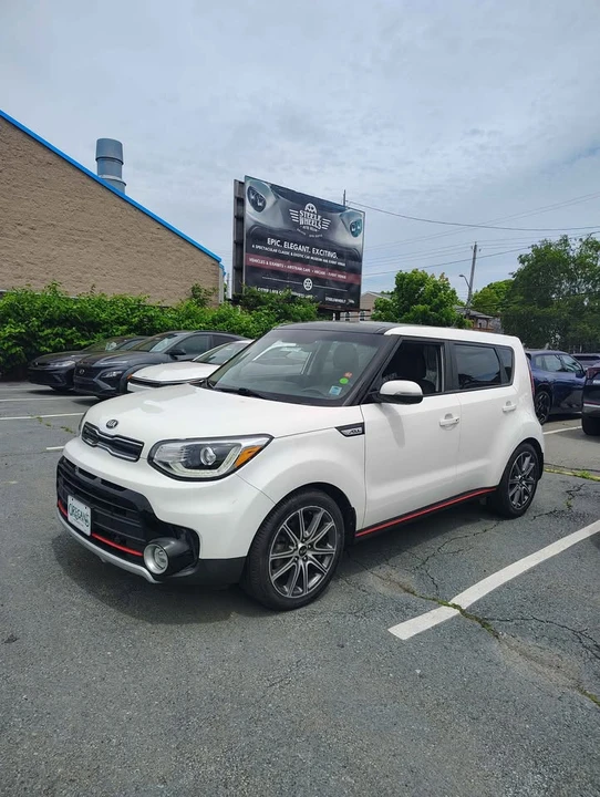 2019 Kia Soul - Image 2 of 7
