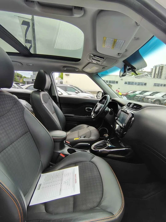 2019 Kia Soul - Image 5 of 7