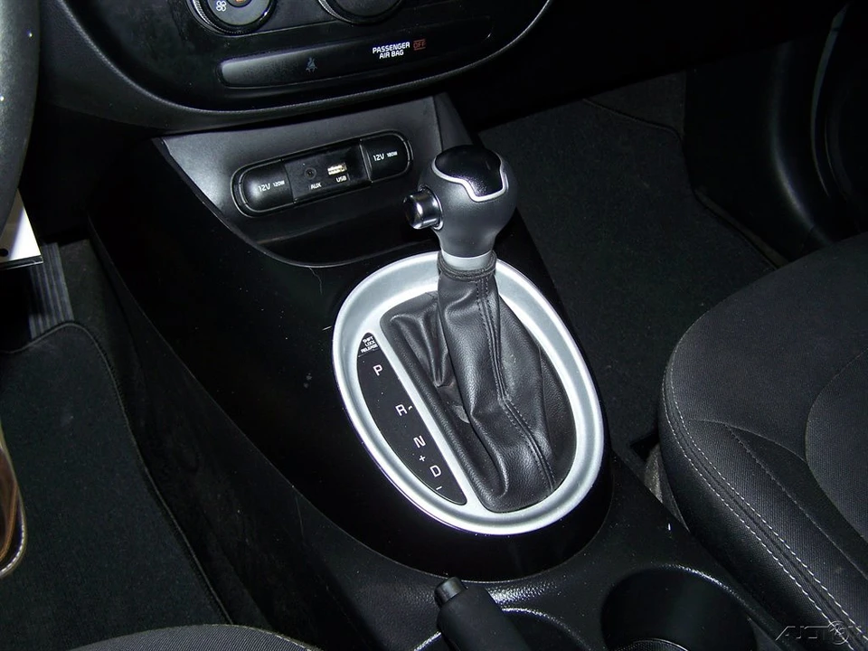 2019 Kia Soul - Image 10 of 12