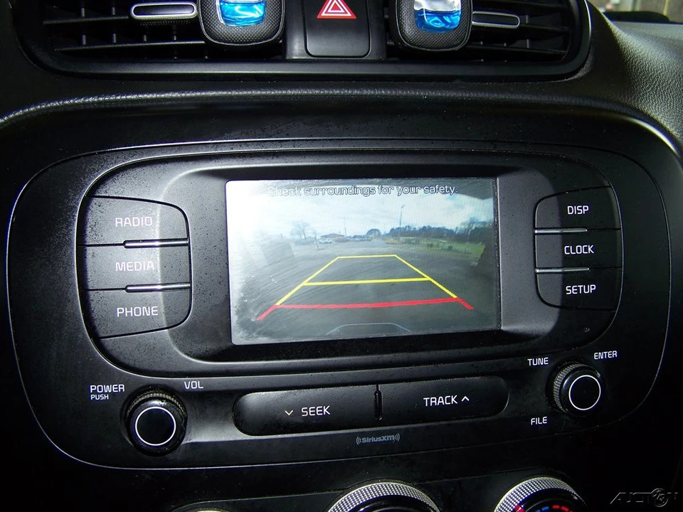 2019 Kia Soul - Image 11 of 12
