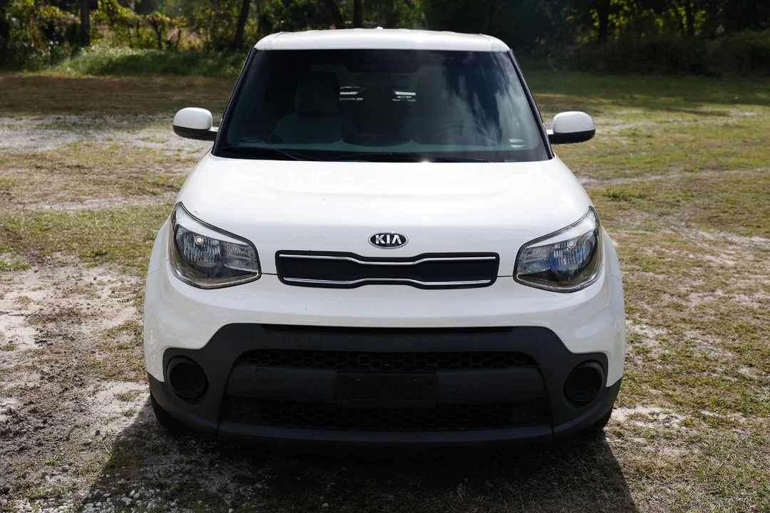 2019 Kia Soul - Image 19 of 21