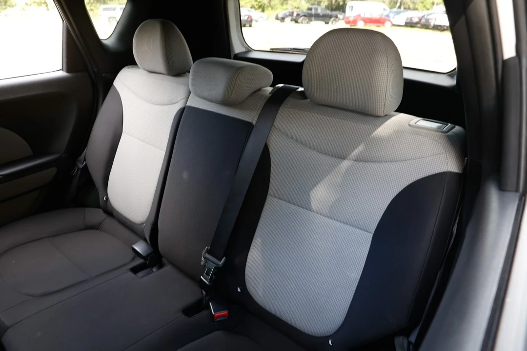 2019 Kia Soul - Image 8 of 12