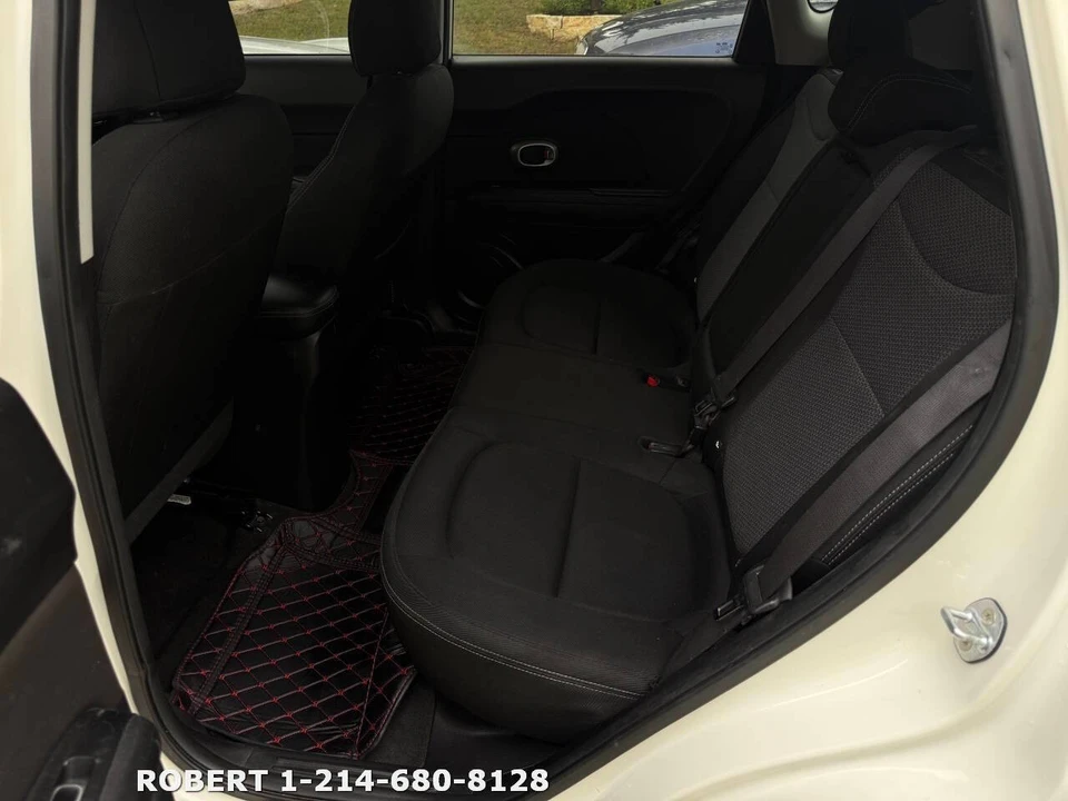 2019 Kia Soul - Image 11 of 21
