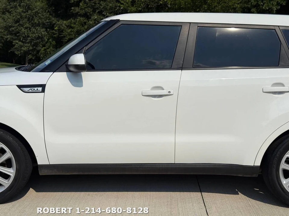 2019 Kia Soul - Image 16 of 21