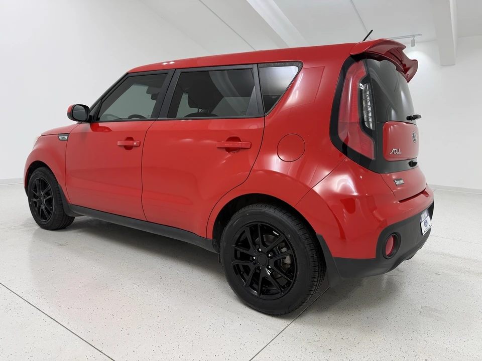 2019 Kia Soul - Image 5 of 21
