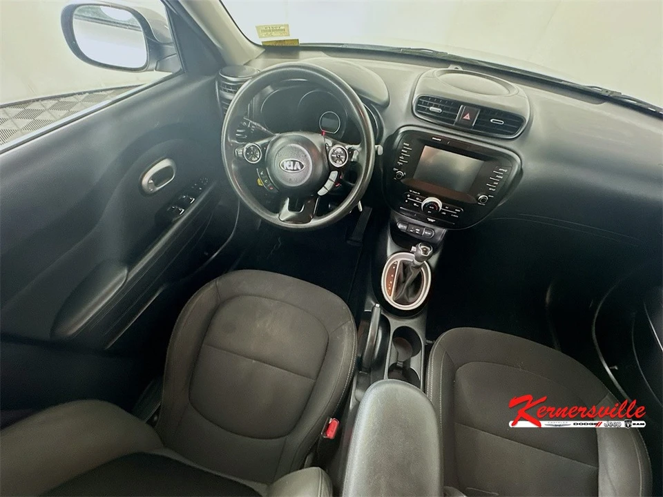 2019 Kia Soul - Image 9 of 21