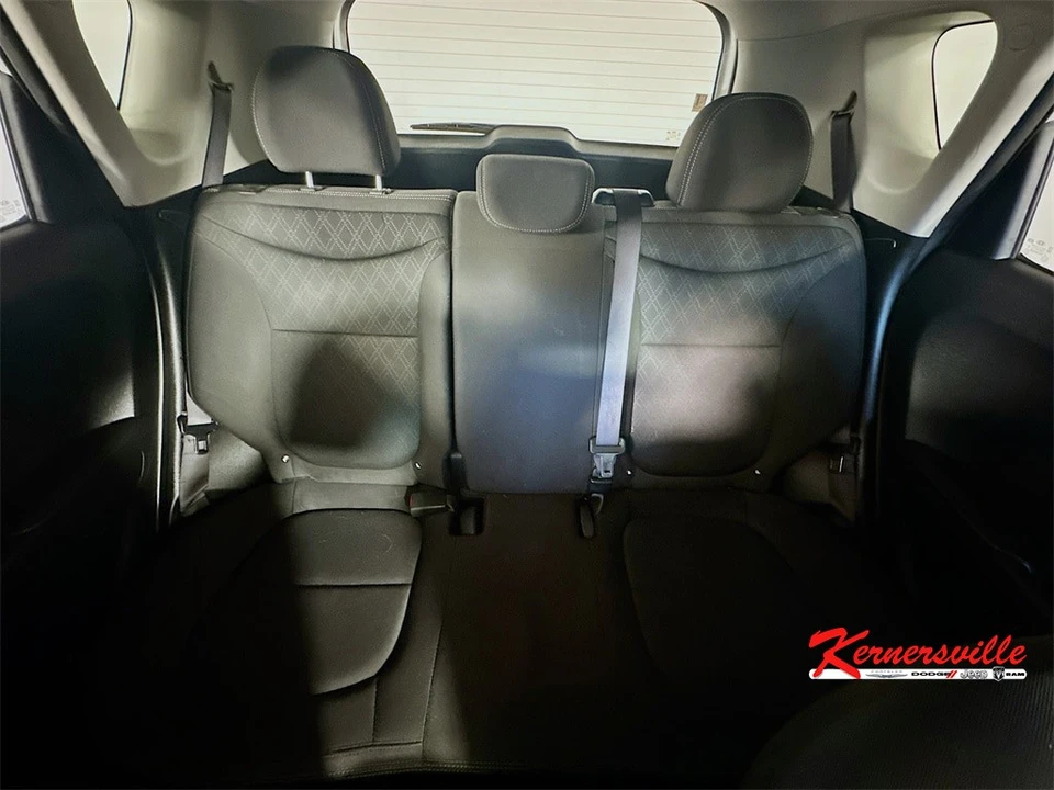 2019 Kia Soul - Image 13 of 21