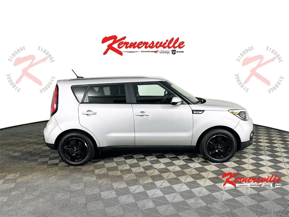 2019 Kia Soul - Image 8 of 21
