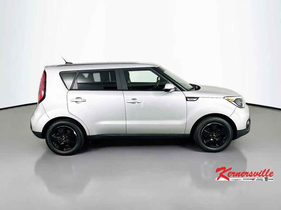 2019 Kia Soul - Image 8 of 21