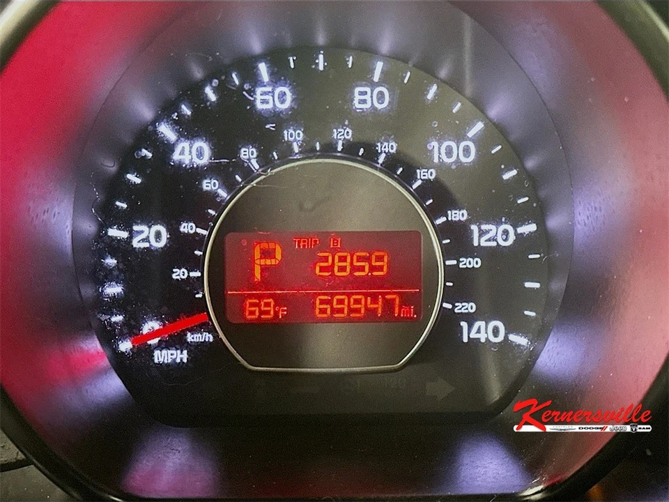 2019 Kia Soul - Image 15 of 21